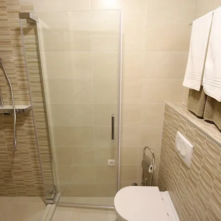 Madison Apartman